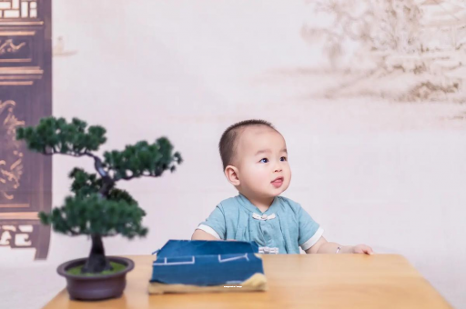 景德镇宝宝喊肚子疼怎么回事