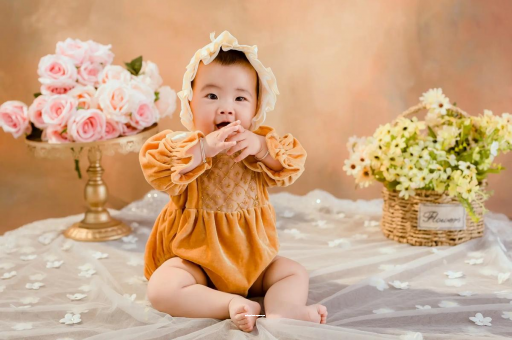 景德镇宝宝多大可以戴银手镯